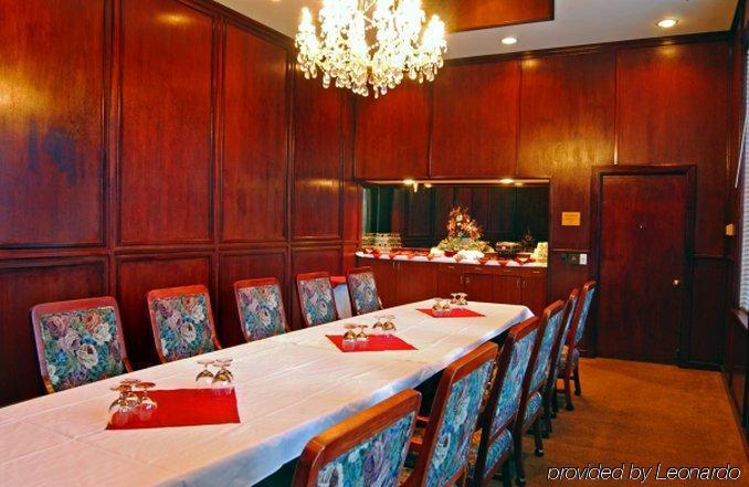 מלון Ramada By Wyndham Tukwila Southcenter מתקנים תמונה