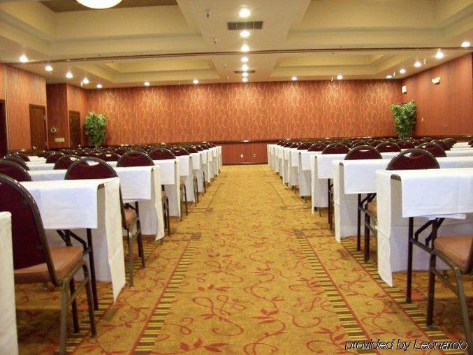 מלון Ramada By Wyndham Tukwila Southcenter מתקנים תמונה