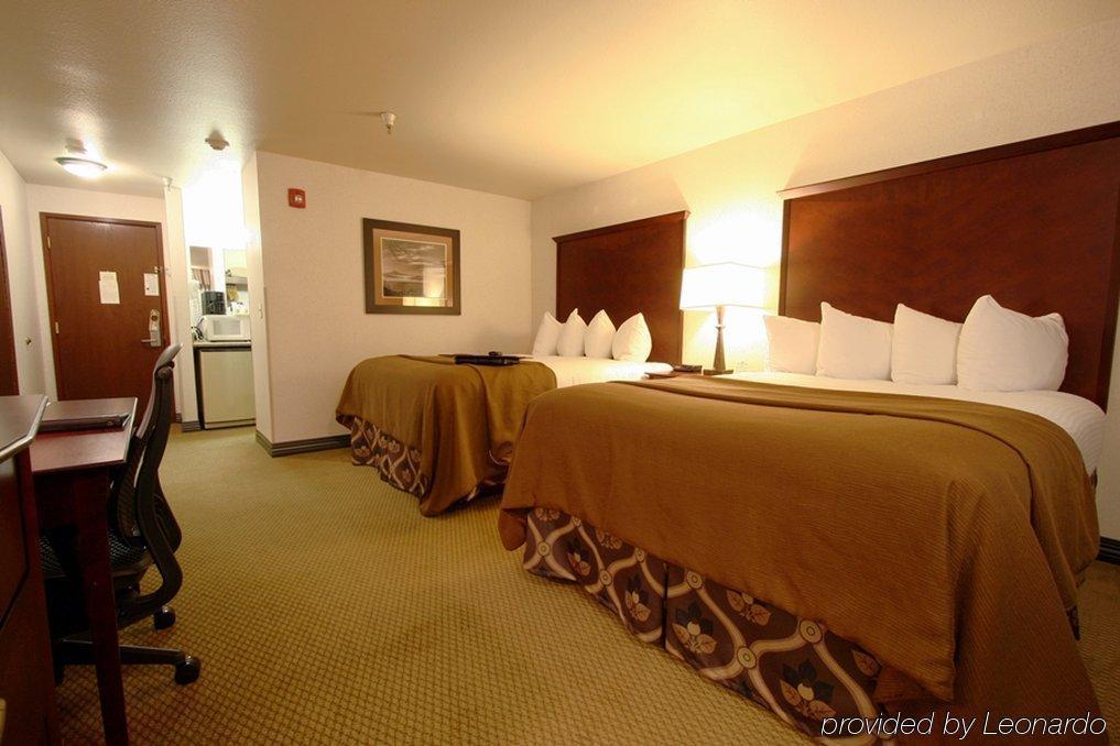 מלון Ramada By Wyndham Tukwila Southcenter חדר תמונה