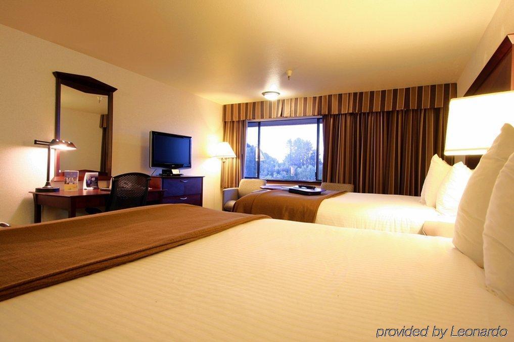 מלון Ramada By Wyndham Tukwila Southcenter חדר תמונה