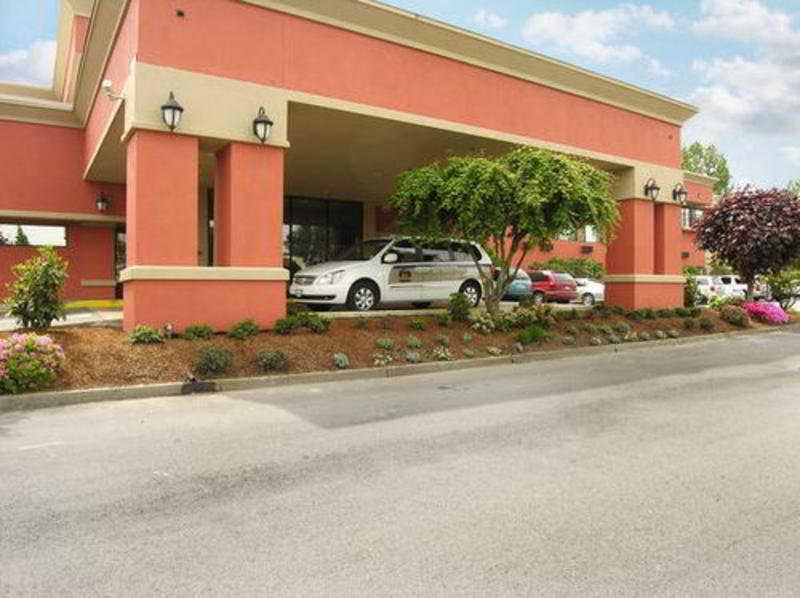 מלון Ramada By Wyndham Tukwila Southcenter מראה חיצוני תמונה
