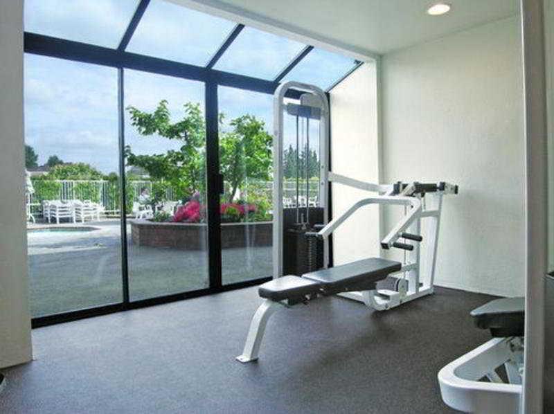 מלון Ramada By Wyndham Tukwila Southcenter מתקנים תמונה