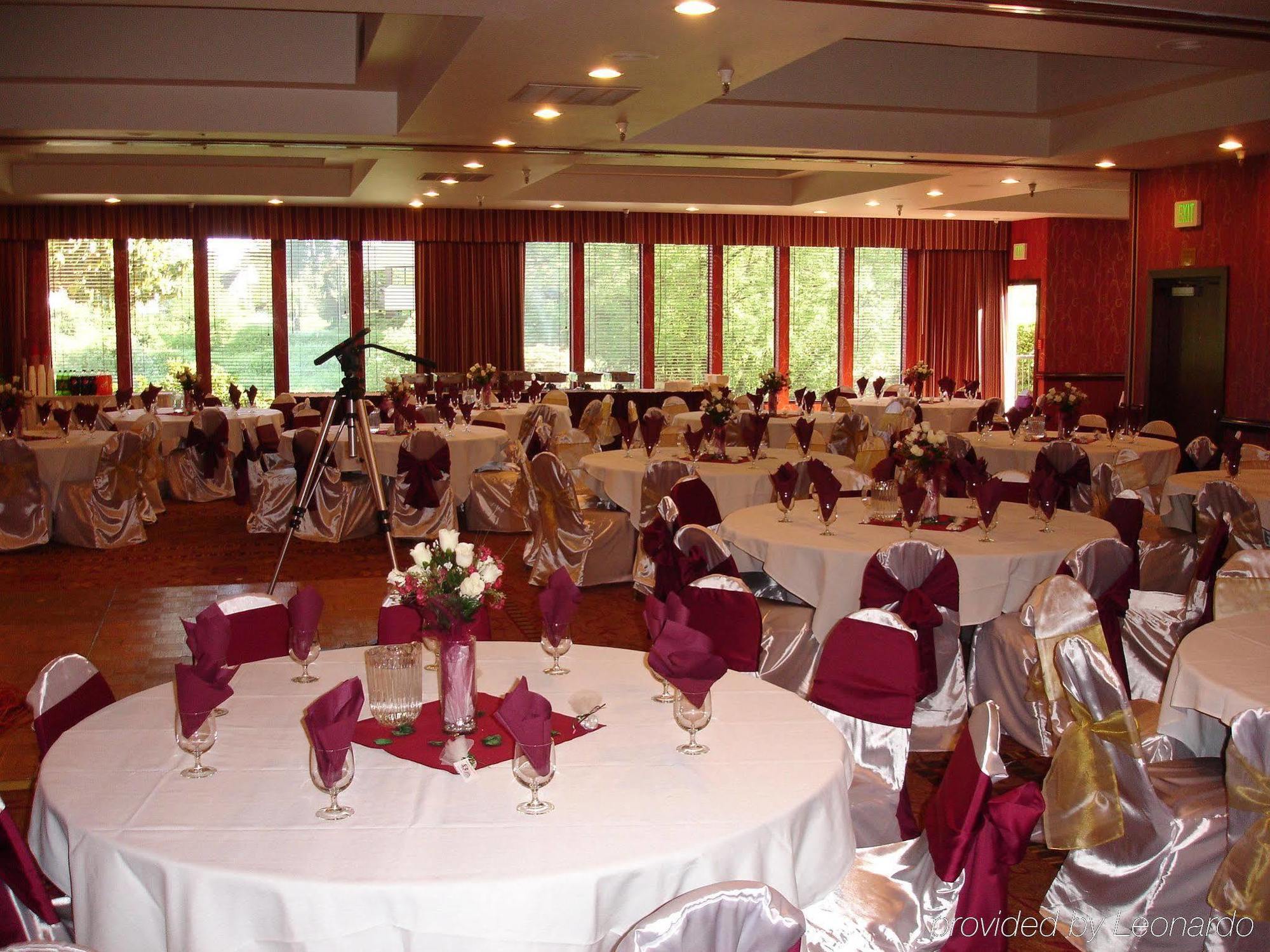 מלון Ramada By Wyndham Tukwila Southcenter מסעדה תמונה